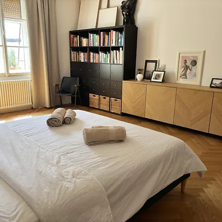 Charming & Quiet Retreat In The Heart Of Appartement *
